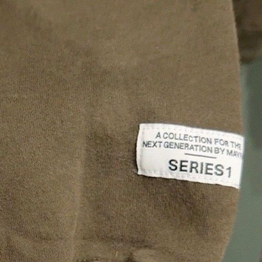 The Mayfair Group Series 1 Graphic Hoodie Manifesting Streetwear Y2K Brown L/XL - Picture 3 of 5